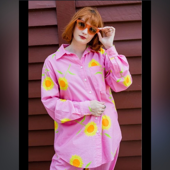 Jericho Road Clothing Sunny Days Oversized Shirt Button Up Pink Floral Size 18 - Picture 10 of 11